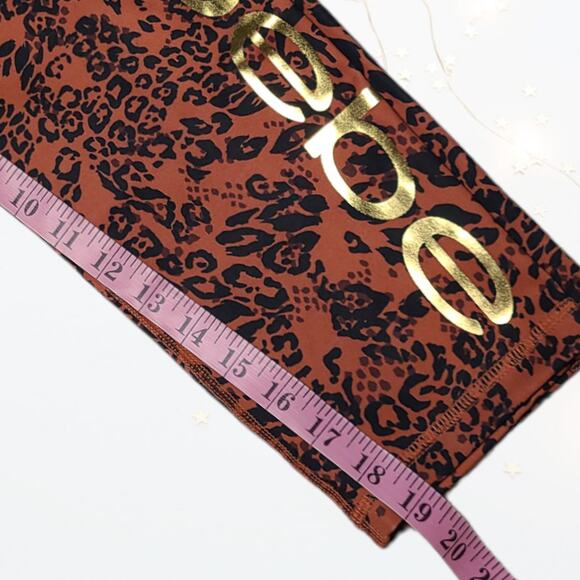Bebe Mocha Animal Print Logo Activewear Capri Fashion Leggings ~ size Large - Picture 6 of 8